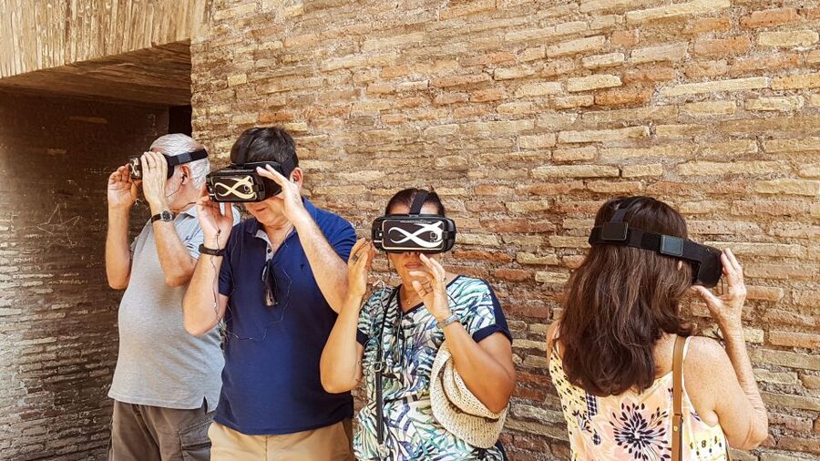 Rome: Colosseum Access and Self-Guided Virtual Reality Tour - First stop at the Colosseum: Arch of Constantine meet-up and headset handoff