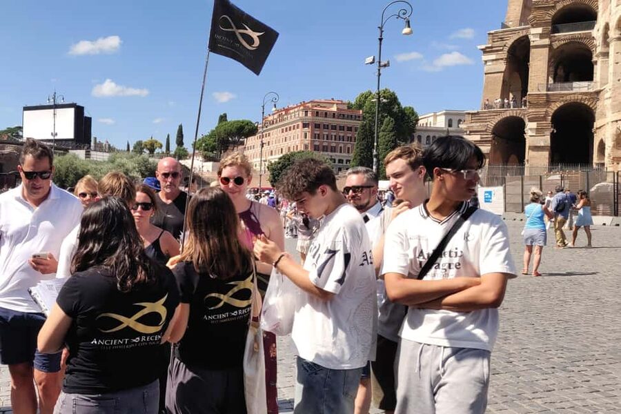 Rome: Colosseum Access and Self-Guided Virtual Reality Tour - Entering the Colosseum with a “map in your head”