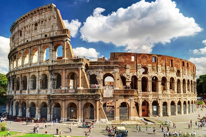 Rome: Colosseum Express Guided Tour - Skip-the-line entry meets real security: plan for a quick check