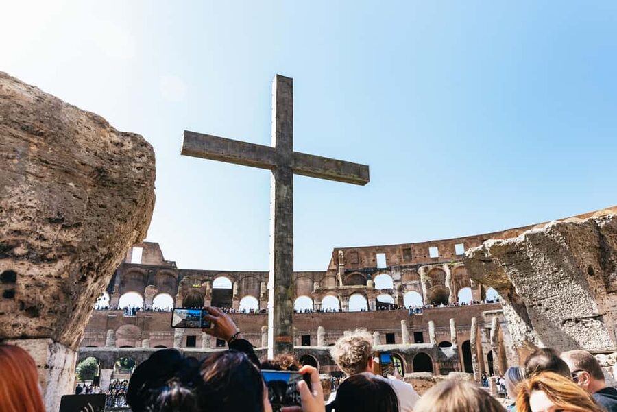 Rome: Colosseum, Forum & Palatine Hill Tour & Optional Arena - What the Headsets Change: Less Herding, Better Listening