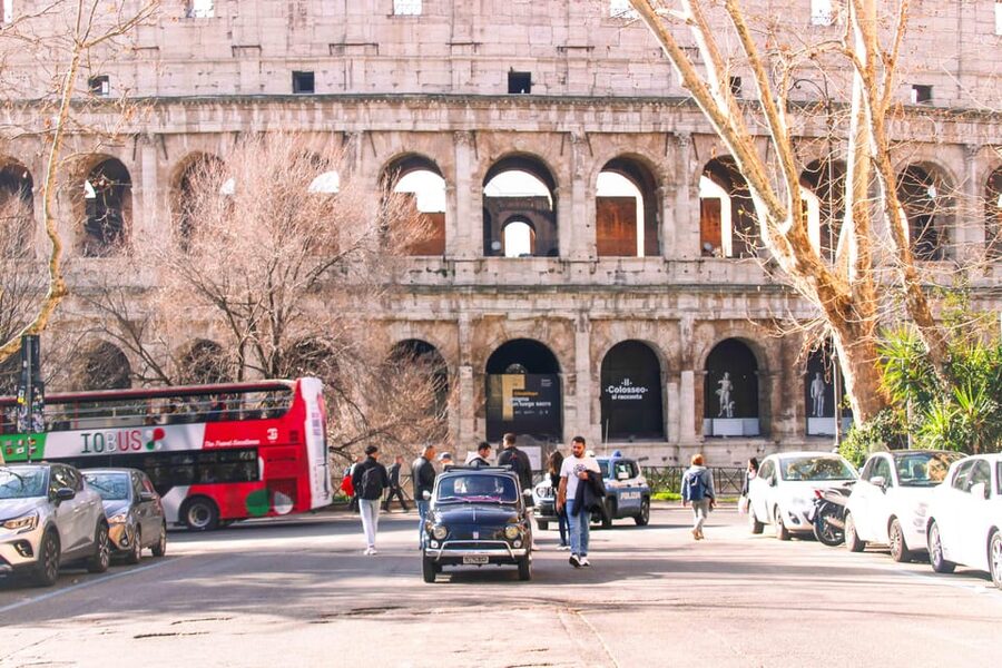 Rome: Colosseum & Forum with Audio Guide App -Optional Arena - Palatine Hill Views Toward Circus Maximus