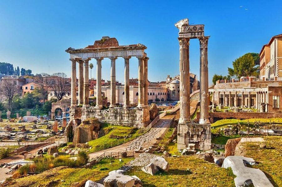 Rome: Colosseum Guided Tour - Guide style and pacing: story plus movement