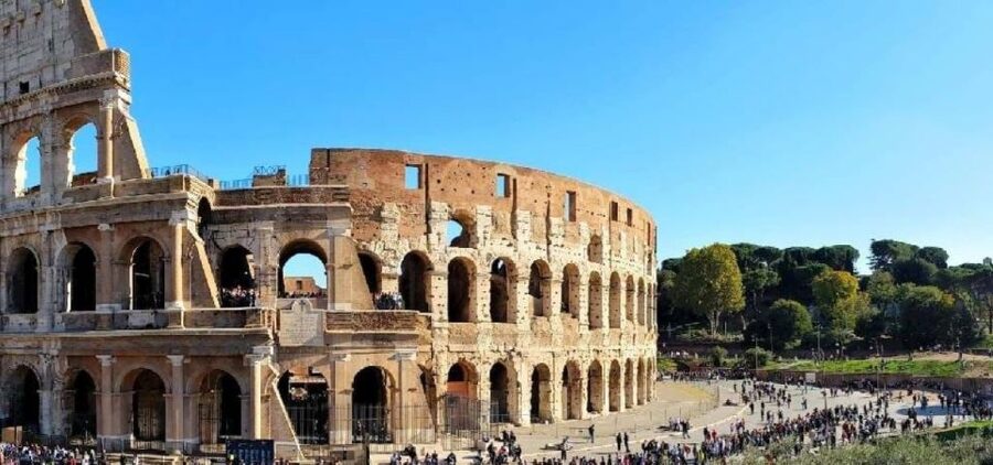 Rome: Colosseum Guided Tour with Forum Entry Experience - Your Guide’s Job: Making the Colosseum Make Sense