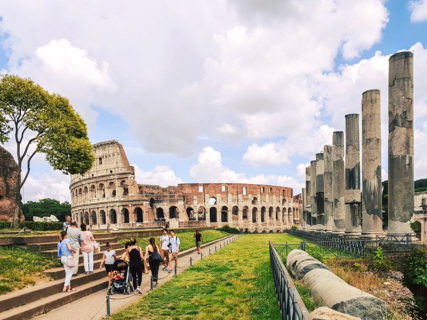 Rome: Colosseum, Palatine Hill and Roman Forum Guided Tour - Guides matter: what the best names bring to the ruins