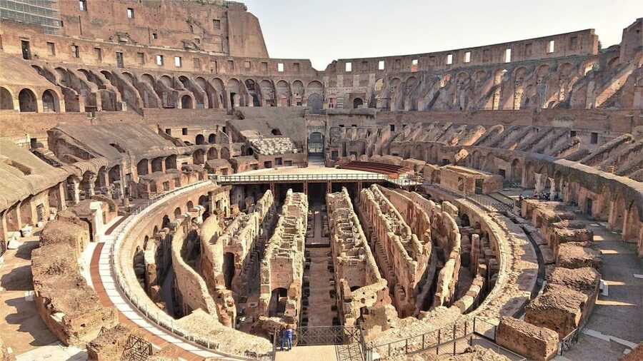 Rome: Colosseum, Palatine Hill, & Roman Forum Walking Tour - Palatine Hill: views you can feel in your bones