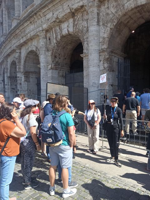 Rome: Colosseum, Palatine Hill, & Roman Forum Walking Tour - Who this tour fits best