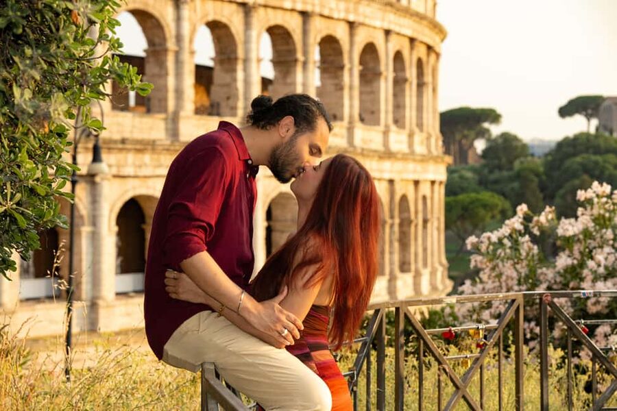 Rome: Colosseum Private Photoshoot - The light makes or breaks your Colosseum photos