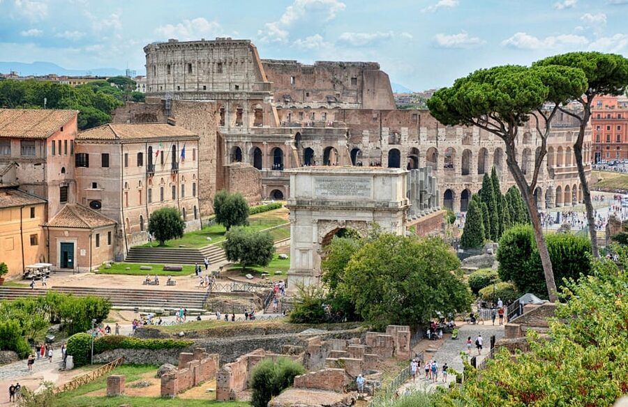 Rome: Colosseum, Roman Forum, and Palatine Hill Experience - Palatine Hill and the Imperial Fora: Walking the Seat of Power
