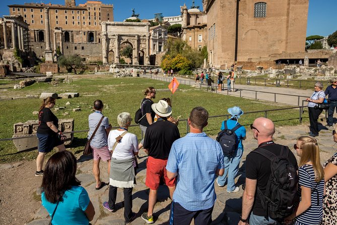 Rome: Colosseum, Roman Forum and Palatine Hill Guided Tour - Palatine Hill: Elite Homes and Viewpoints That Make Rome Feel Real