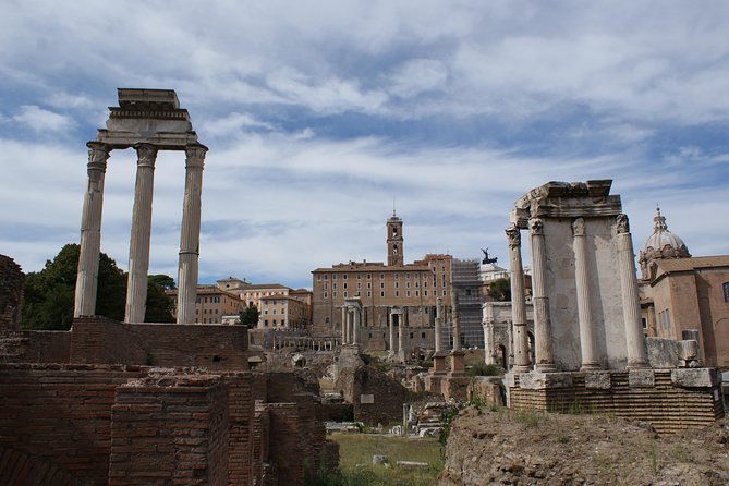 Rome: Colosseum, Roman Forum and Palatine Hill Private Tour - Palatine Hill: Where the Emperors Lived and the Story Changes