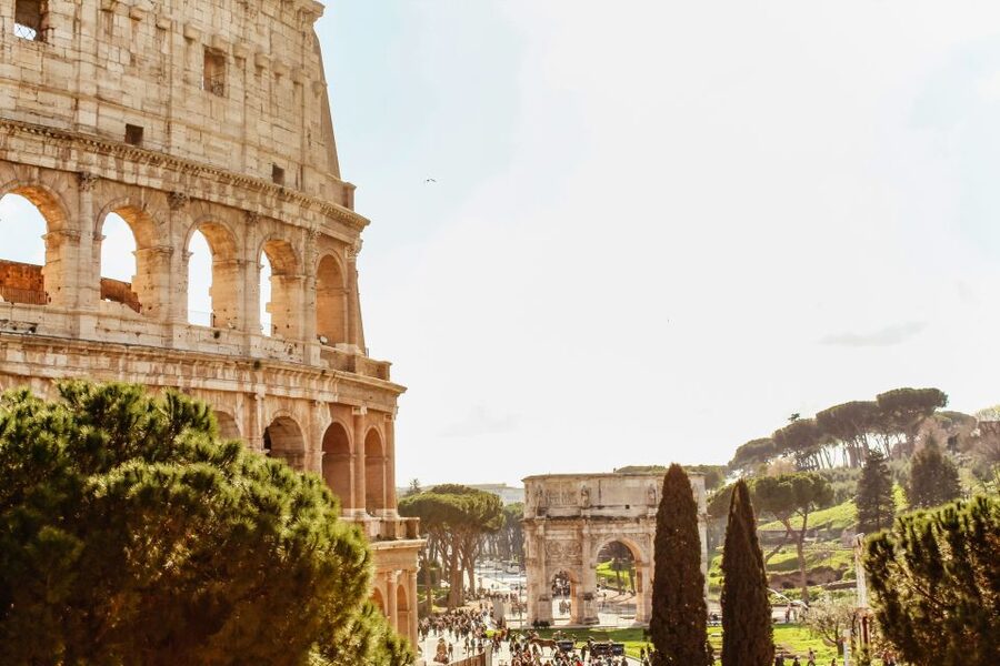 Rome: Colosseum, Roman Forum & Palatine Guided Tour - Entering the Colosseum: Gladiator-Era Stories Plus Real Entry Reality
