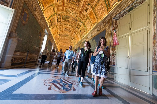 Rome: Complete Early Morning Vatican Tour | Small Group - St. Peter’s Square: the architecture picture you should aim for