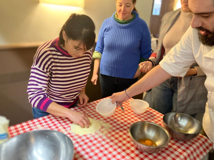Rome Cooking Class: Handmade Tonnarelli Pasta & Tiramisu - Eating What You Made: The Meal Flow and Wine Included