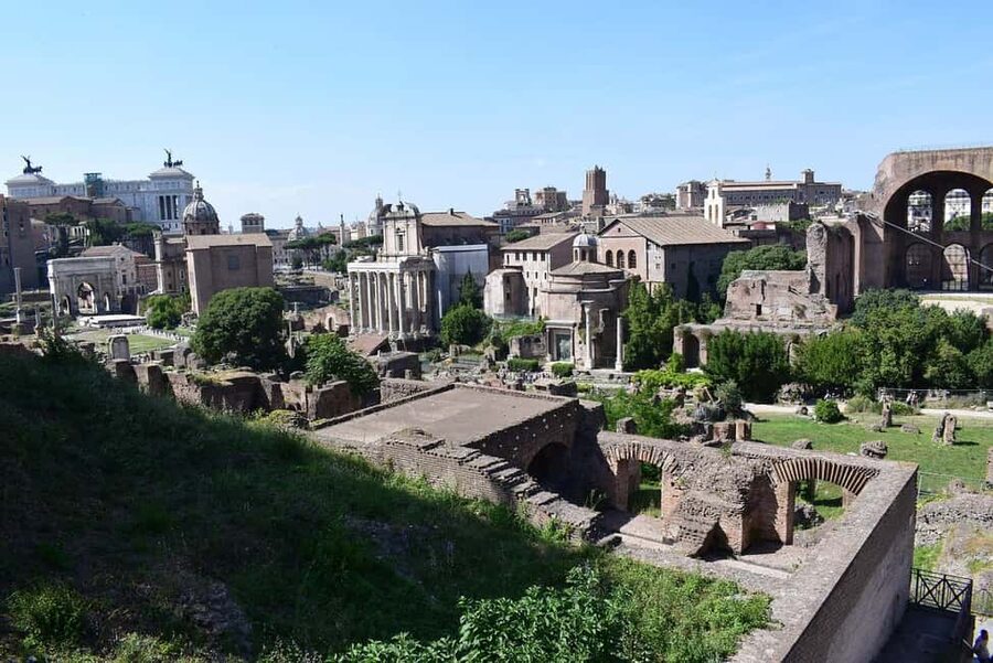 Rome: Domus Aurea Guided Tour and Virtual Reality Experience - Concrete, Engineering, and Why Nero Could Do Something So Strange