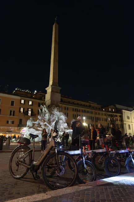 Rome: E-Bike Night Tour with Food and Wine Tasting - St. Peter’s Basilica Area and Castel Sant’Angelo: The Vatican Side in Night Light