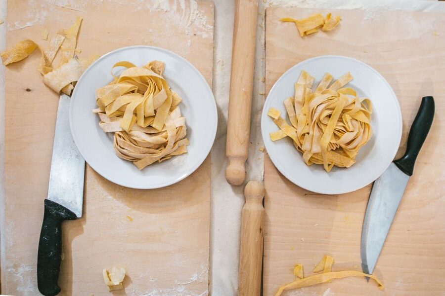 Rome: Enjoy Spritz and Pasta Making in Piazza Navona - Bruschetta First: A Quick Reality Check for Fresh Cooking