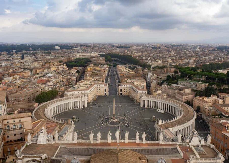 Rome: Fast-Track Ticket to Vatican Museum & Sistine Chapel - Vatican Museums: A 2,000-Year Art Walk in Manageable Time