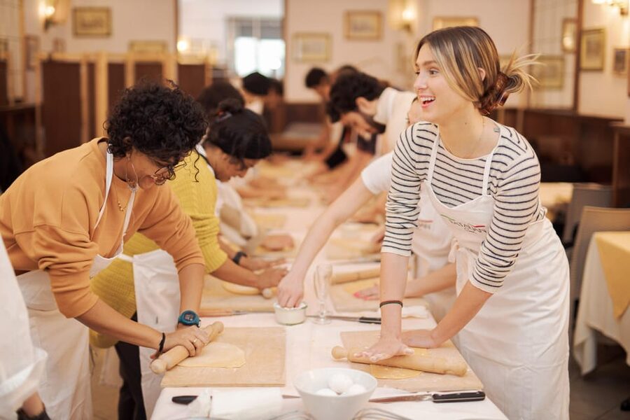 Rome: Fettuccine Pasta Cooking Class in Rome's City Center - Hands-on fettuccine: what you’re actually learning
