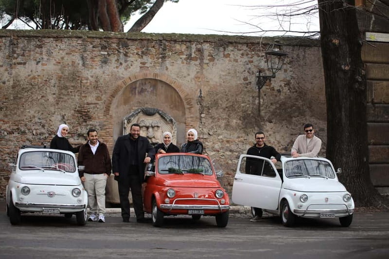 Rome: Fiat 500 Vintage City and Photo Tour - Trastevere streets to Fontana Acqua Paula