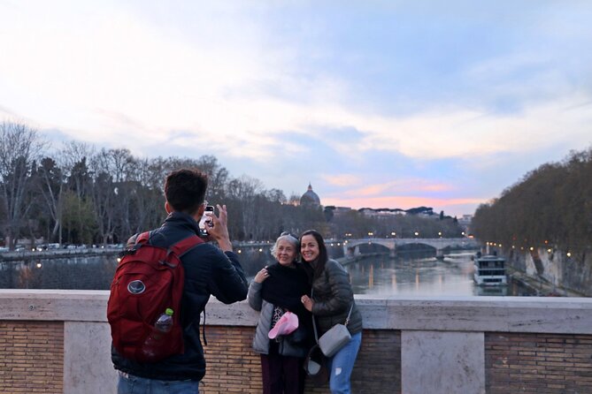 Rome Food Tour: Hidden Gems of Trastevere with Dinner & Wine - Stop 2: Roman street food, where baccalà gets its story