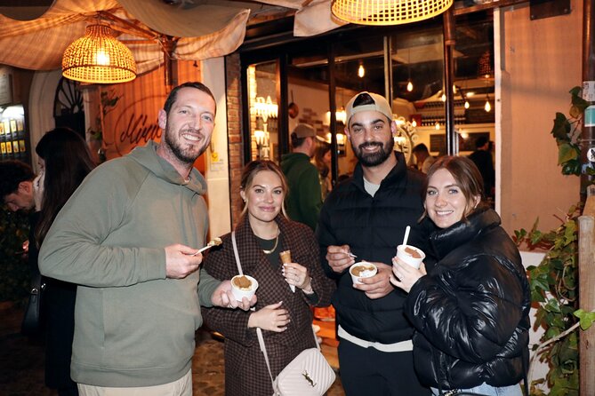 Rome Food Tour: Hidden Gems of Trastevere with Dinner & Wine - Stop 4: Best Organic Gelato and how to spot quality