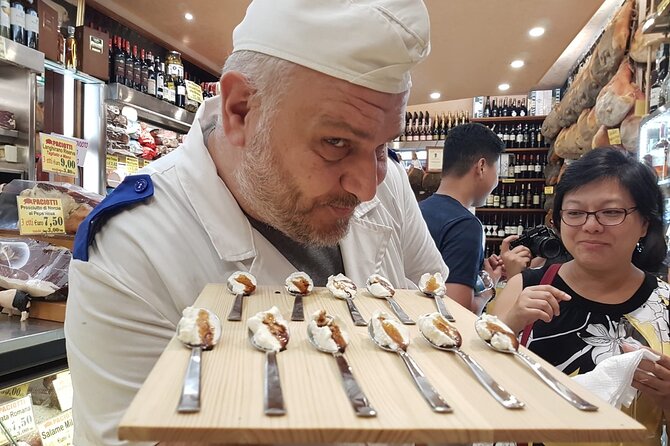 Rome Food Tour: Unlimited Tastings with Fine Wine & Barolo - Stop 2, Bonci Pizzarium: pizza tasting with an art-maker reputation