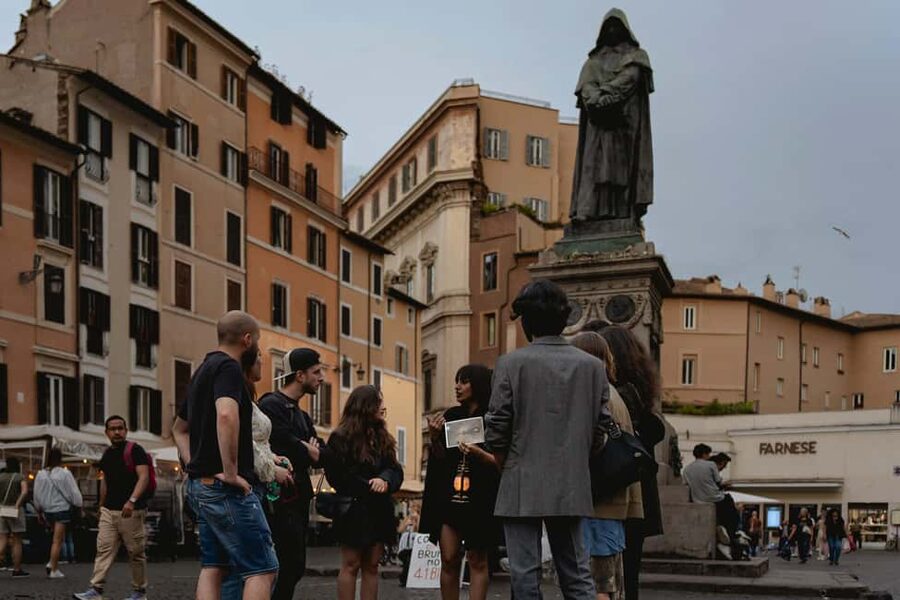 Rome: Ghostly Nighttime Walking Tour - Piazza Farnese and the Madonnelle: Night Finds the Small Details