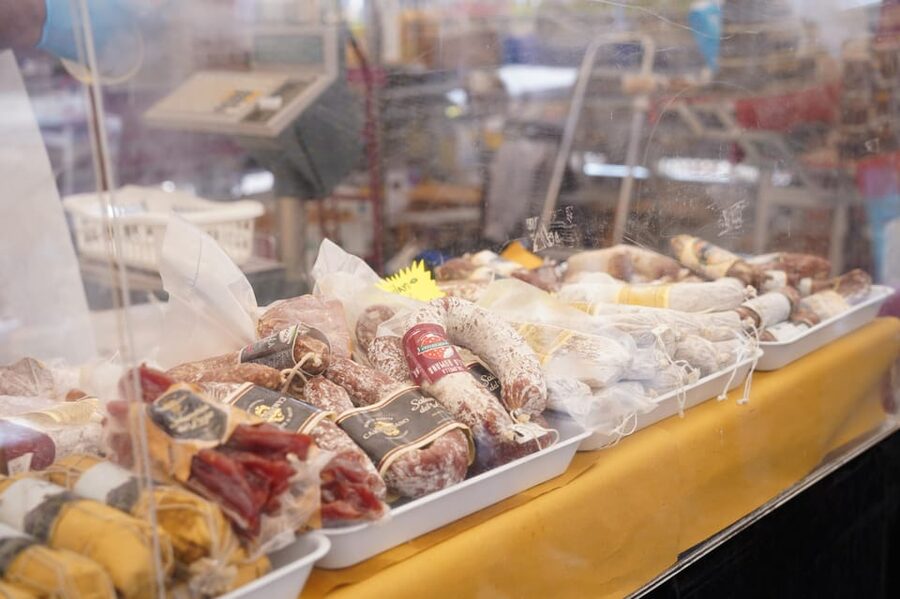 Rome: Guided City Food Tour by Vespa and Tastings - Safety and comfort basics for riding in Roman streets