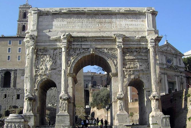 Rome: Guided Group Tour of Colosseum, Roman Forum & Palatine Hill - Roman Forum in 45 minutes: best way to read the ruins