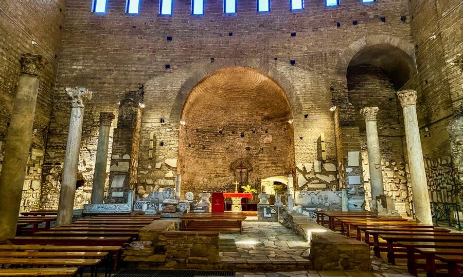 Rome: Guided Roman Catacombs Tour with Transfers - Frescoes and Symbolism: Seeing Biblical Art in a Burial World