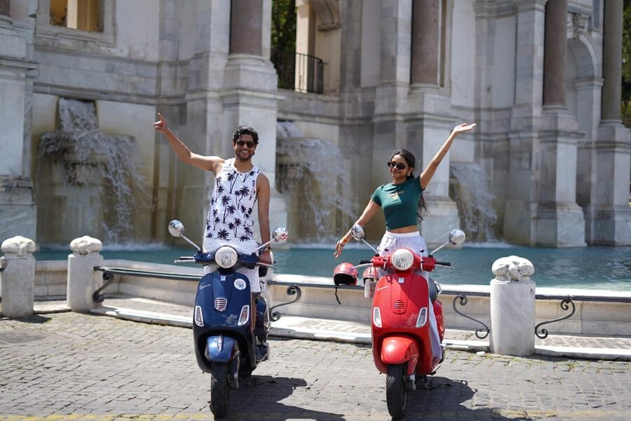 Rome: Guided Vespa Tour with Photo Stops - Circus Maximus: Passing the Giant Ancient Arena Without the Long Detour