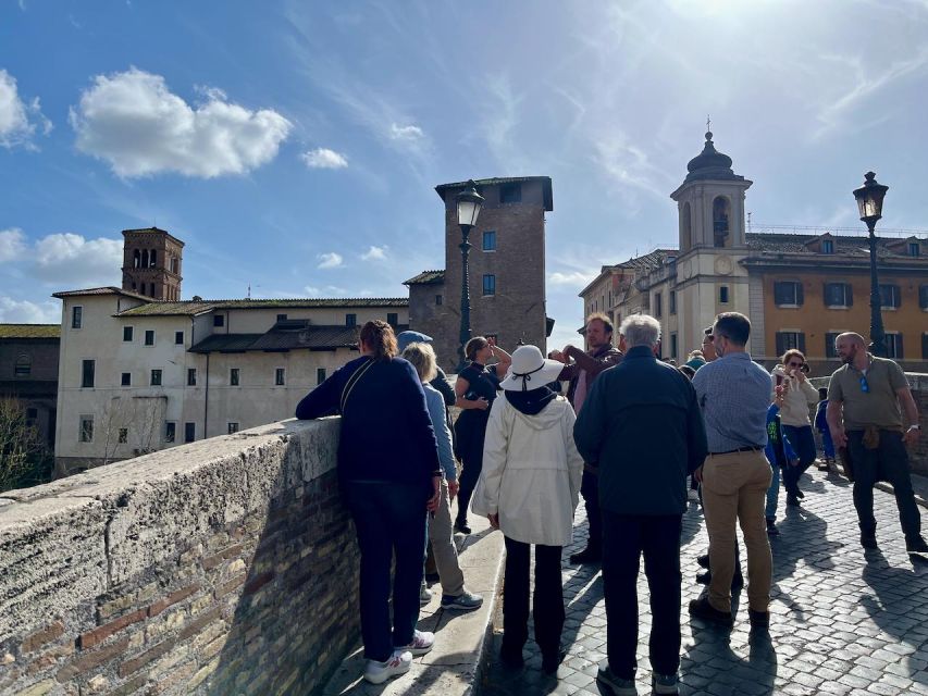 Rome: Jewish Ghetto and Trastevere Tour - Teatro Marcello and Portico d’Ottavia: the warm-up that pays off later