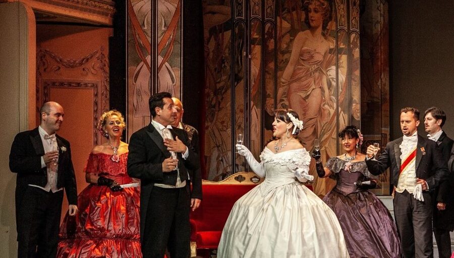 Rome: La Traviata at St. Paul's Within the Walls - Inside the Church: architecture, lighting, and the way sound travels