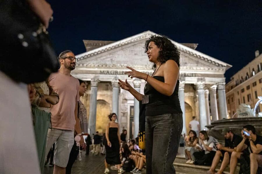 Rome: Moonlight Walking Tour – Free for Kids - Moonlit Rome Starts at Piazza di Pasquino or Piazza d’Aracoeli
