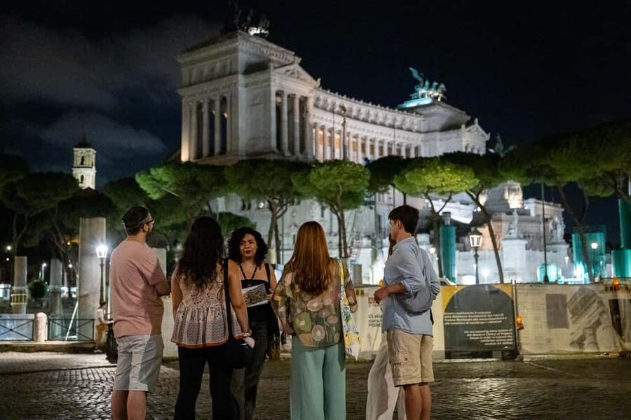 Rome: Moonlight Walking Tour – Free for Kids - Galleria Sciarra to Trevi Fountain: Quiet Streets and the Coin Toss Legend