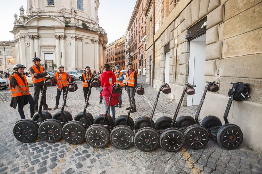 Rome: Night Segway Tour - Trevi Fountain at Night: Coin Toss Finale