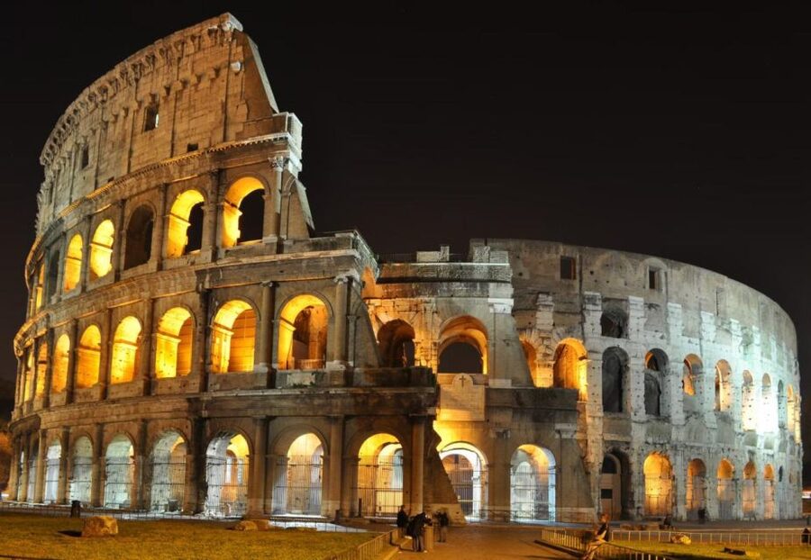 Rome: Night Tour by Golf Cart with Italian Dinner and Gelato - Key highlights