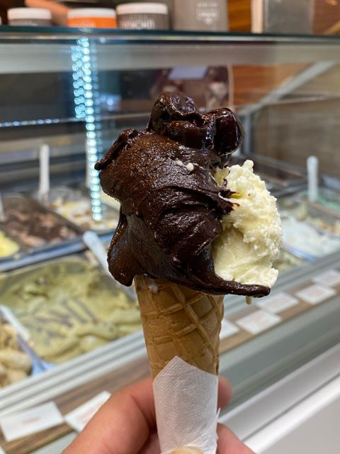 Rome: Night Tour by Golf Cart with Italian Dinner and Gelato - Guide Style Matters: Why the Best Part Is the Storytelling
