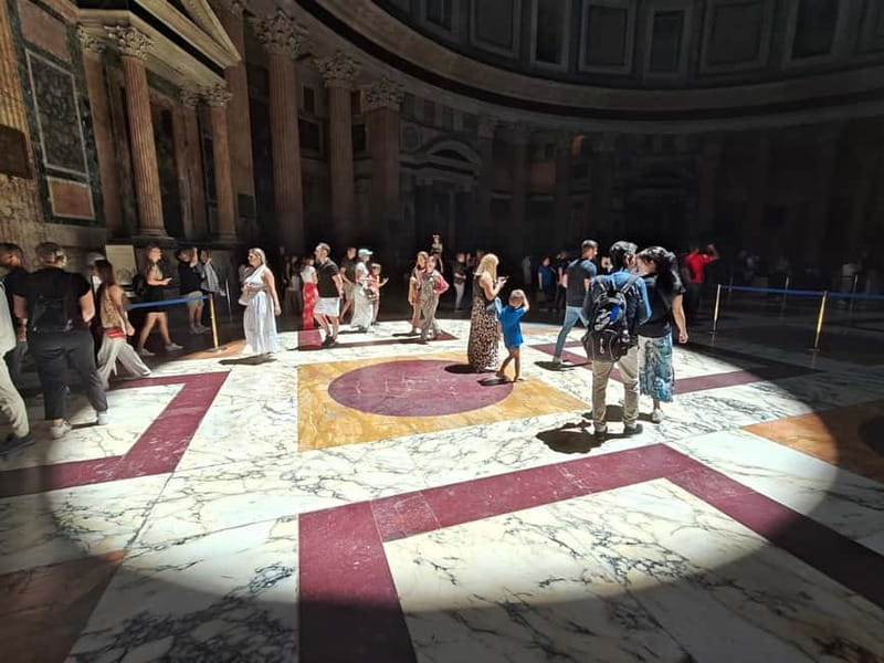 Rome: Pantheon Small-Group Guided Tour with Entry Ticket - Piazza Capranica meeting point, and how not to mess up timing