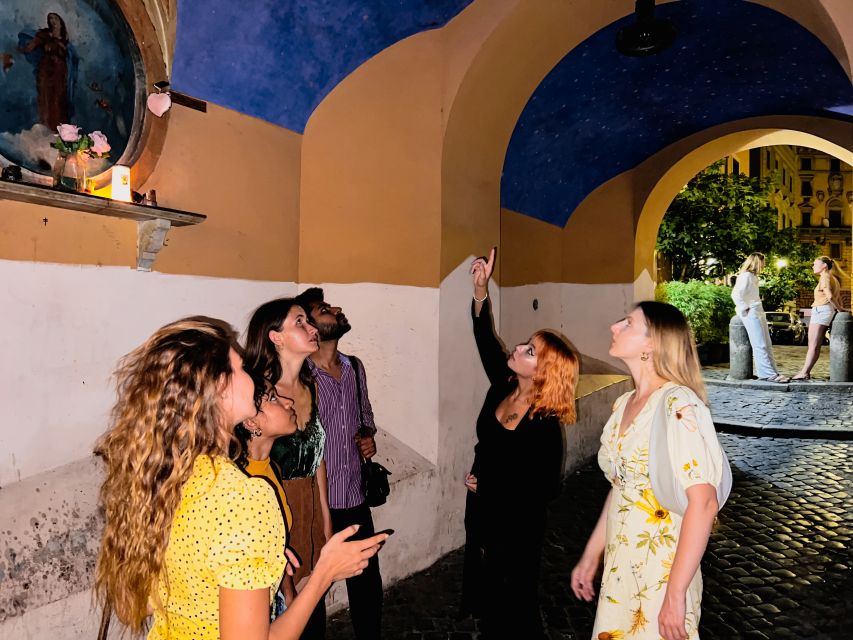 Rome: Paranormal Night Walking Tour & Secret Backstreets - The guides are the engine: what to look for during the story beats