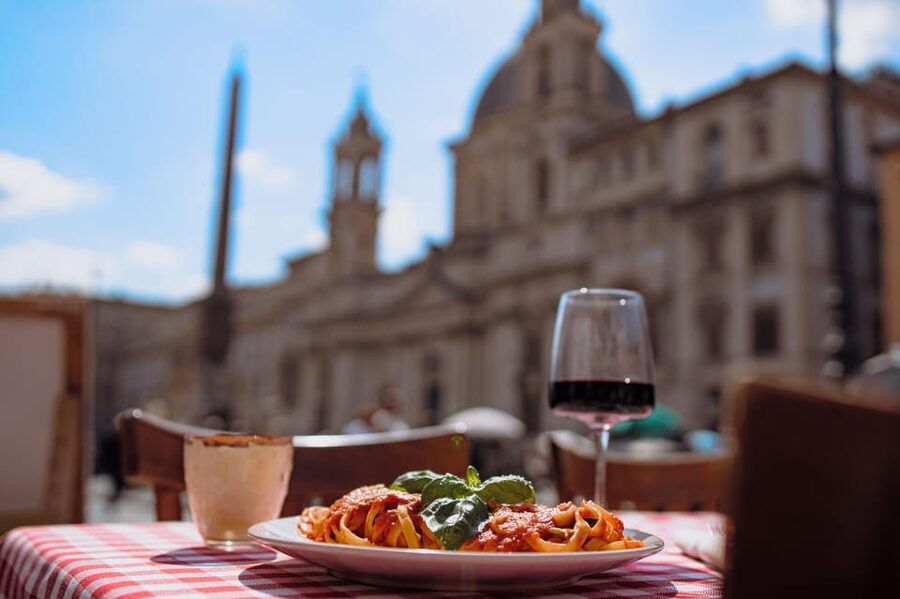 Rome: Pasta and Tiramisu Cooking Class in Piazza Navona - Choosing your sauce: Carbonara, Cacio e Pepe, Pomodoro, or Pesto