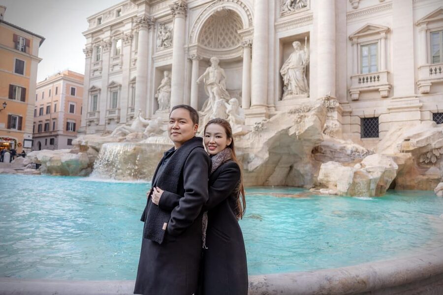Rome: Personalized Photoshoot outside the Colosseum - What happens during the shoot (so you know what to do)