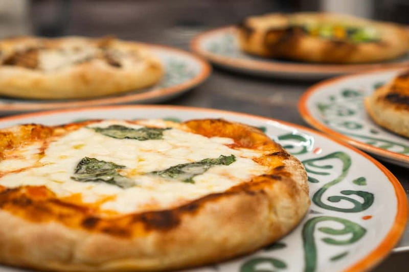 Rome: Pizza and Gelato Cooking Class with Wine - Gelato in a technique-focused class