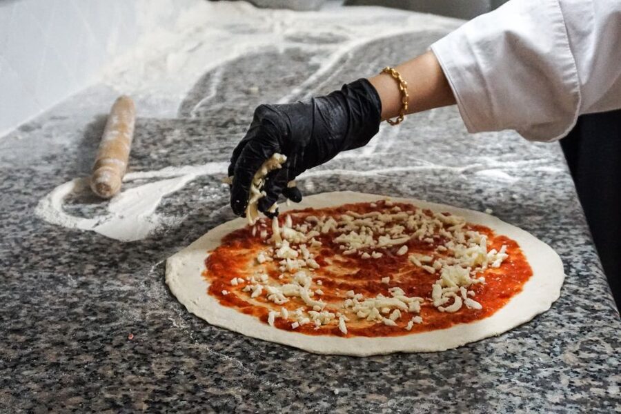 Rome: Pizza and Tiramisu Cooking Class in Piazza Navona - Who This Class Fits Best (And Who Should Rethink It)