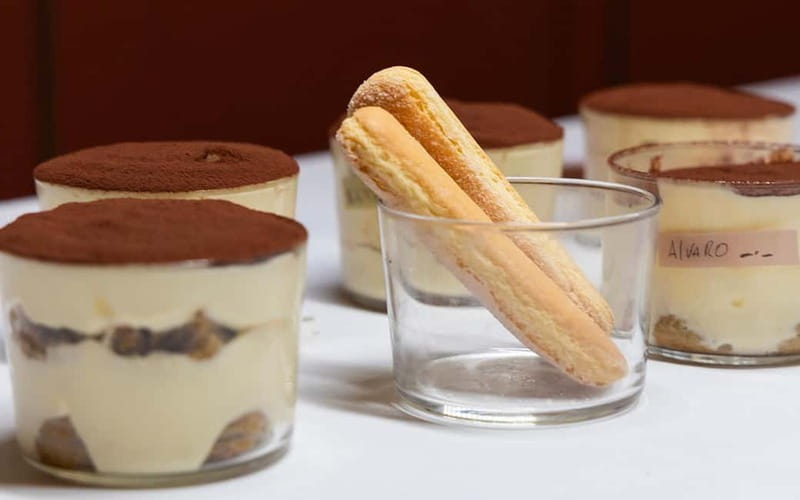 Rome: Pizza and Tiramisù Cooking Class with Glass of Wine - Why the small group size and English coaching are the real deal