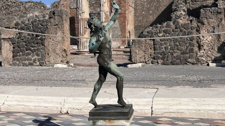 Rome: Pompeii Tour with Wine and Lunch by High Speed Train - The Pompeii Guided Walking Tour: How 2.5 Hours Can Be Actually Meaningful