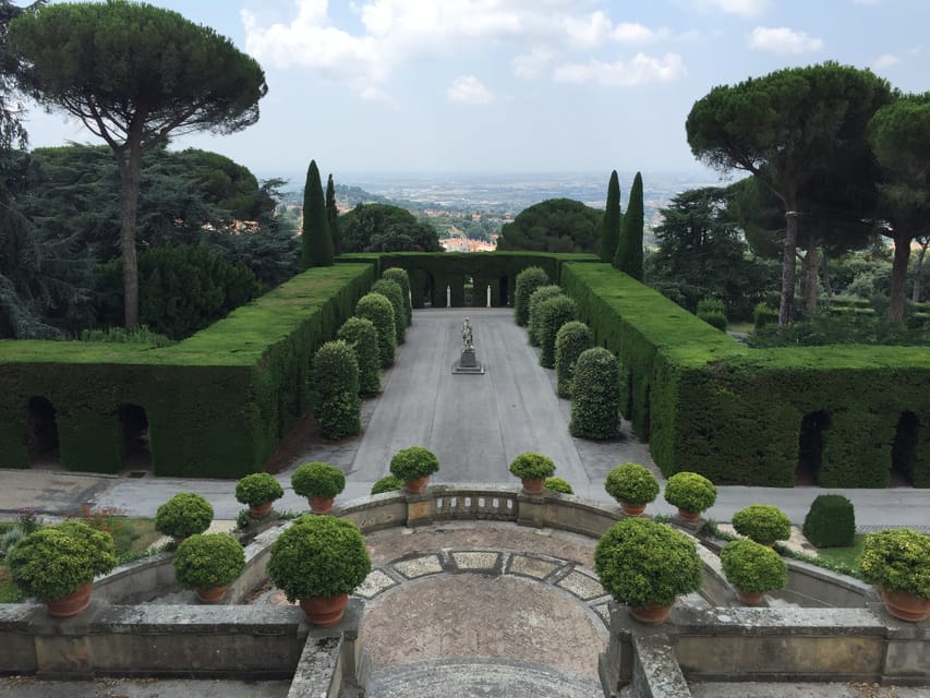 Rome: Pontifical Villa Gardens at Castel Gandolfo Minibus - Entering the Pontifical Villas, the easy starting point