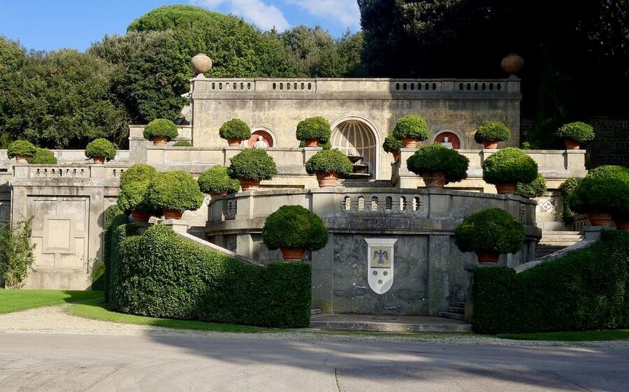 Rome: Pontifical Villa Gardens at Castel Gandolfo Minibus - Optional Astronomical Domes of the Papal Palace