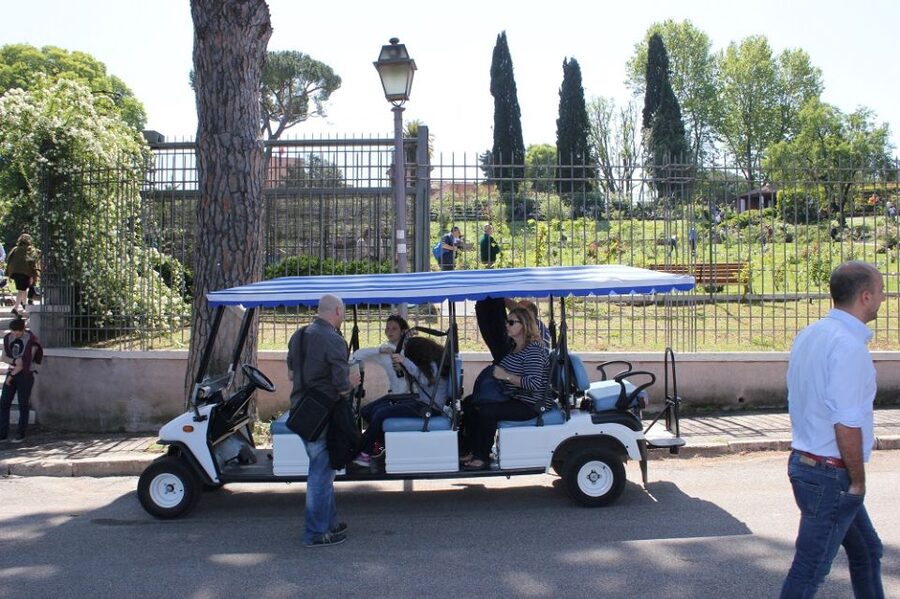 Rome: Private Guided City Highlights Tour by Golf Cart - Who Should Book This Private Rome Highlights Golf Cart Tour