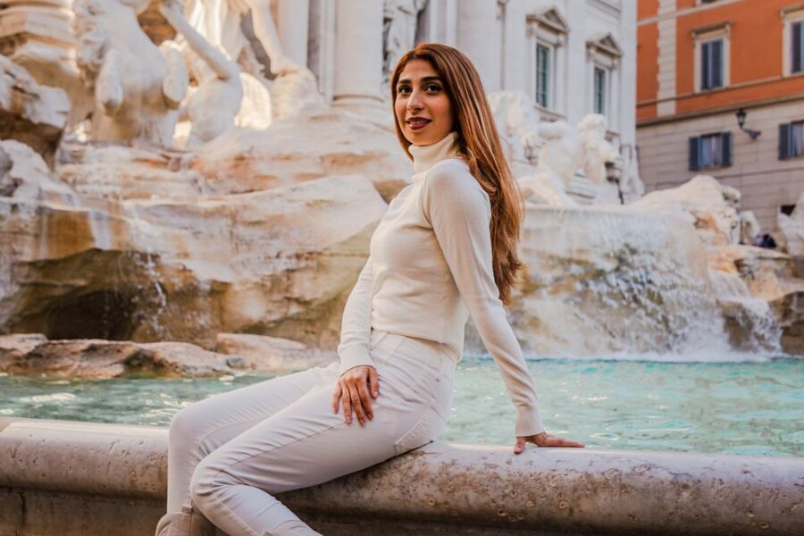 Rome: Private Photoshoot at the Trevi Fountain - Price and value for a group up to 10
